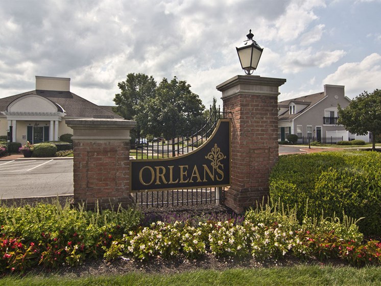 Orleans Sign at apartments in Dublin OH
